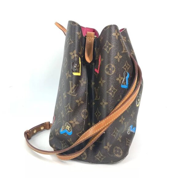 LOUIS VUITTON M44369 Monogram love lock Neonoe Crossbody Drawstring Shoulder Bag - Picture 14 of 16